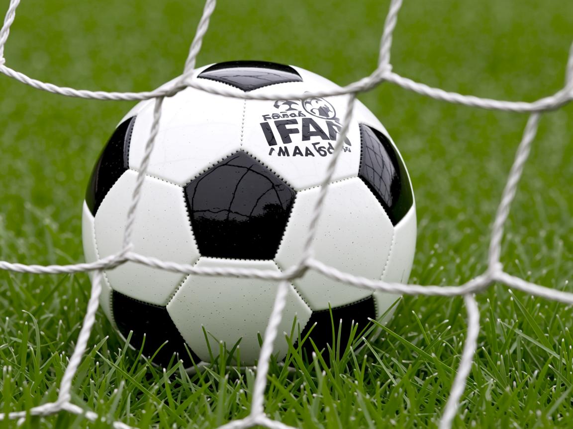 od体育app-南特前场多人跑动牵制防守重心，南特足球俱乐部  第3张